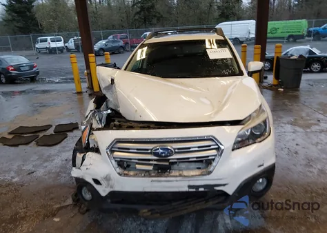 2016 Subaru Outback 2.5I Limited z USA, uszkodzony, nr VIN 4S4BSALC1G3283379